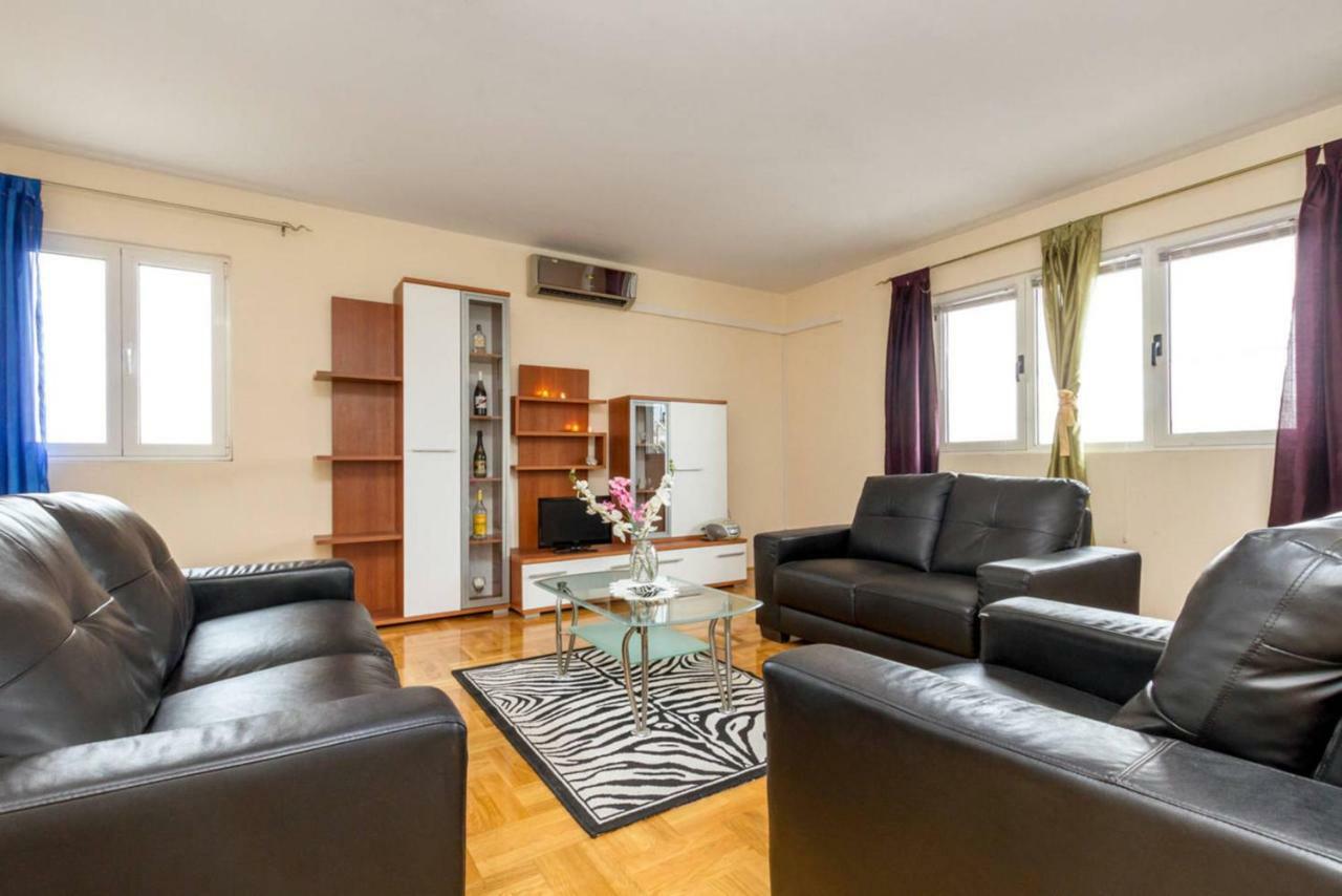Apartments Ukic Kaštela Eksteriør billede